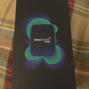 SleepScore Max sleep tracking device
